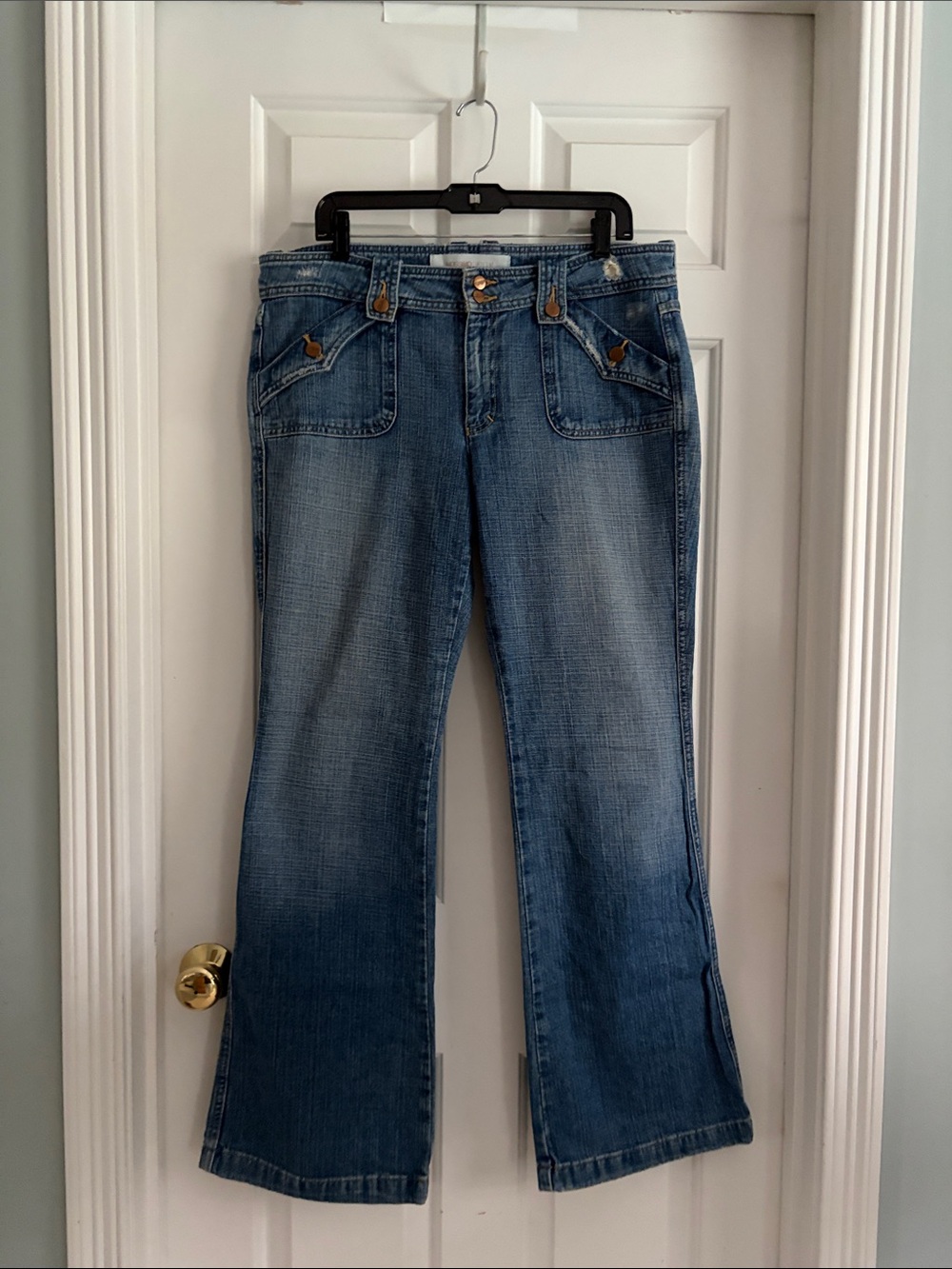 Women's low rise festival Flare Jeans with Classic Five-Pocket Styling